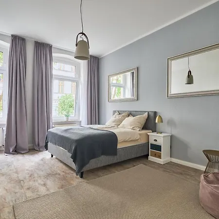 Cityapartment Fuer Bis Zu 8 Personen Berlin Exterior photo